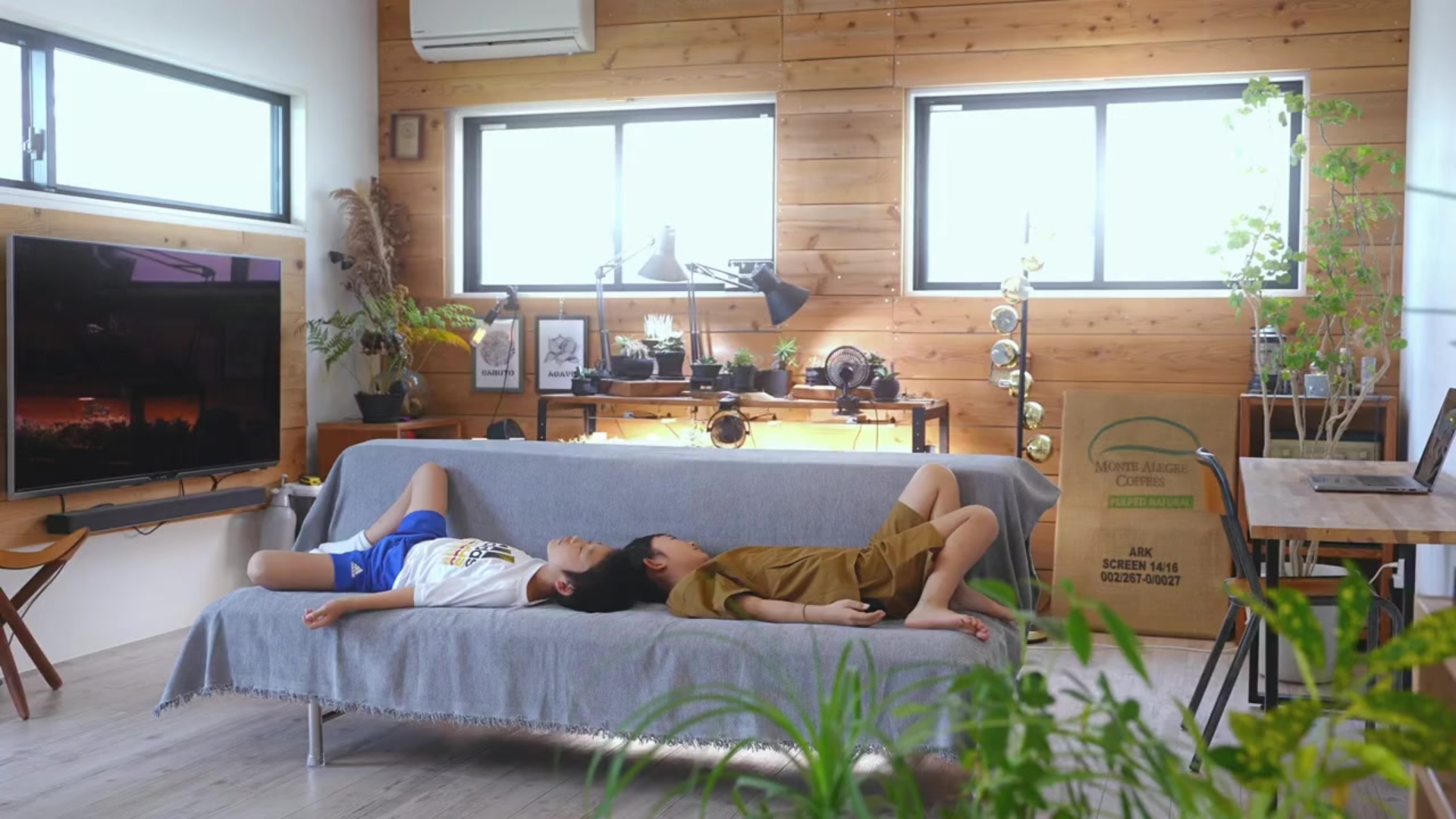 Ouchi+Design 撥水マルチカバー ソファーカバー ピタッとずれにくい